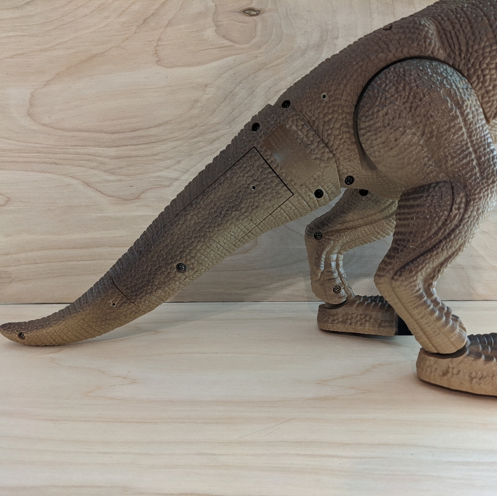 Discovery Kids Remote Control RC T Rex Dinosaur - Picture 8 of 17